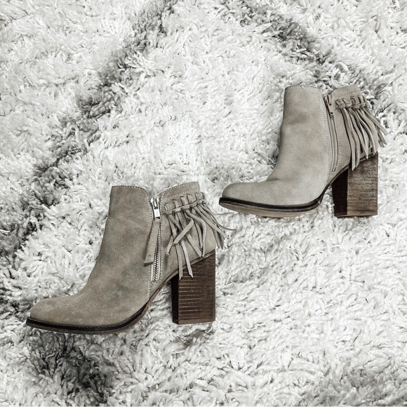 Aldo Tan Boho Ankle Booties with Fringe Details Size 6 - Picture 4 of 9